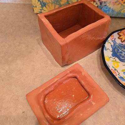 Boho Floral Décor Lot – Canvas Art, Ceramic Candle Plate, Faux Poppies & More (5-Piece Set)