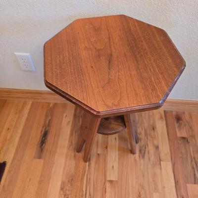 Vintage Wood Furniture Lot – Oak Folding TV Tray, Cane-Top Footstool & Hexagonal Plant Stand