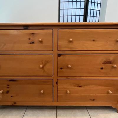 Ethan Allen 6 drawer Dresser