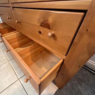 Ethan Allen 6 drawer Dresser