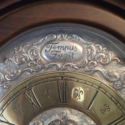 LOT 66L: Vintage Tempus Fugit Wall Clock