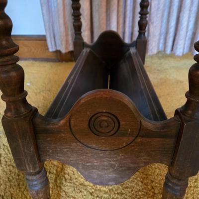 LOT 68D: Vintage Davis Birely Table Co, Side Table and Ceramic Table Lamp