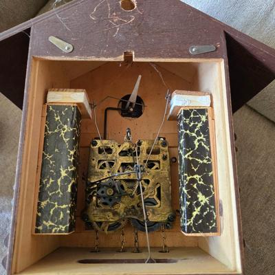 LOT 69P: Traditional Black Forest Cuckoo Clock