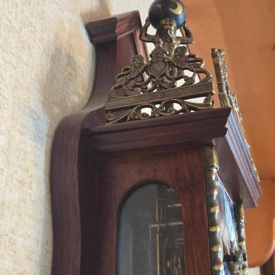 LOT 78K: Vintage Dutch Zaanse-Style Atlas Pendulum Wall Clock