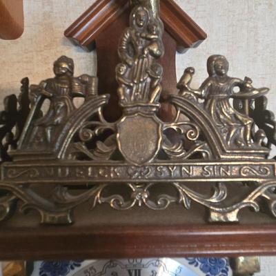 LOT 78K: Vintage Dutch Zaanse-Style Atlas Pendulum Wall Clock