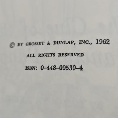 LOT 87L: Nancy Drew and The Bobbsey Twin Books