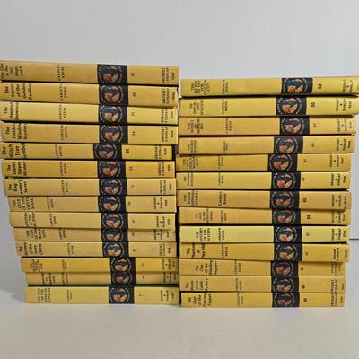 LOT 87L: Nancy Drew and The Bobbsey Twin Books
