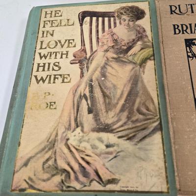 LOT 92L: Antique and Vintage Books