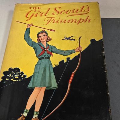 LOT 92L: Antique and Vintage Books