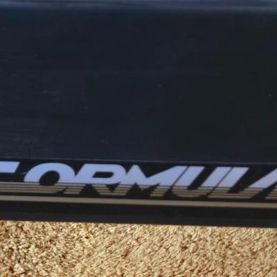 LOT 100L: Yamaha PSR 300 Electronic Keyboard With Stand