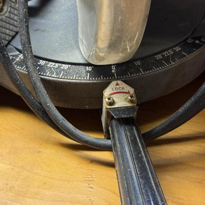 LOT 128B: Makita 10” Miter Saw LS1020