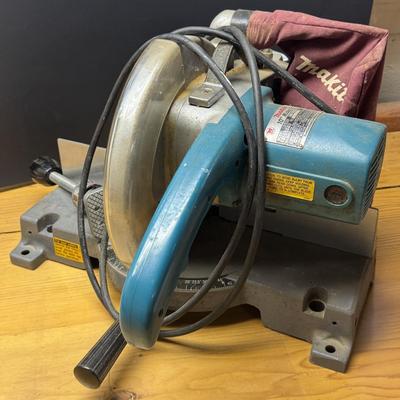 LOT 128B: Makita 10” Miter Saw LS1020
