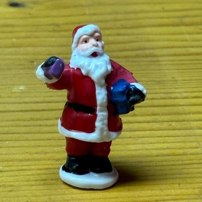 LOT 137B: Vintage Christmas Animated Light Fiber Optic Christmas Village and a Vintage Christmas Village Featuring LED Lights