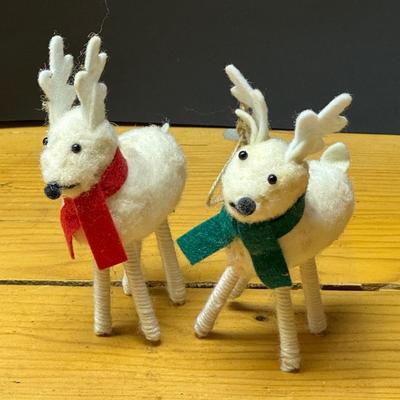 LOT 138B: Vintage Assortment of Christmas Ornaments, Stocking and Decorations!