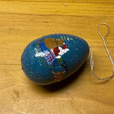 LOT 138B: Vintage Assortment of Christmas Ornaments, Stocking and Decorations!