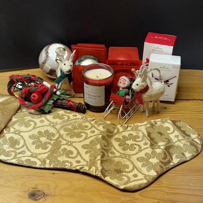 LOT 138B: Vintage Assortment of Christmas Ornaments, Stocking and Decorations!