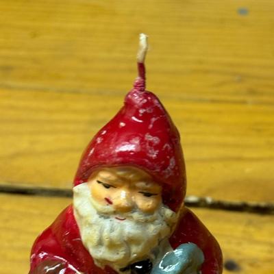 LOT 138B: Vintage Assortment of Christmas Ornaments, Stocking and Decorations!