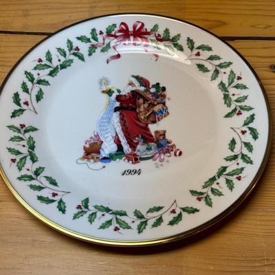 LOT 180B: Christmas in July! Lenox Christmas Plate, Couple of Stockings, Santa Figures and More!