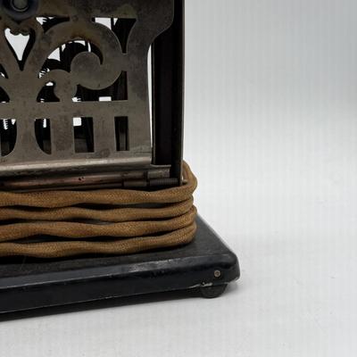 LOT 193K: Vintage/Antique Kitchen Accessories - Coffee Mill, Toaster, & More!