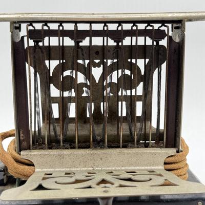 LOT 193K: Vintage/Antique Kitchen Accessories - Coffee Mill, Toaster, & More!