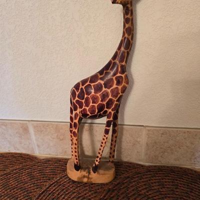 Amber Glass Vase, Hand-Carved Giraffe, and Safari Fun Decor Lot