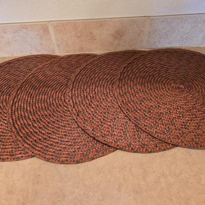 Amber Glass Vase, Hand-Carved Giraffe, and Safari Fun Decor Lot