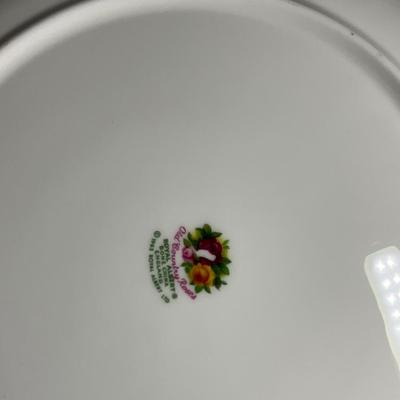 Vintage Royal Albert plate and a bowl