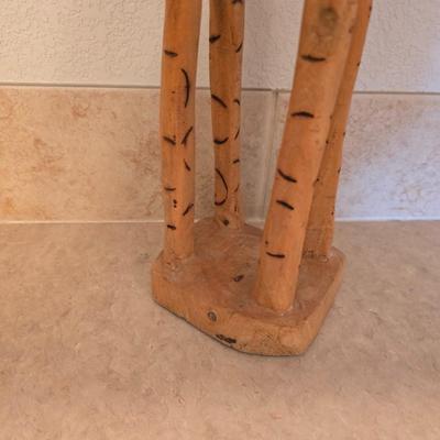 Safari-Themed Decor Set – Woven Vase, Carved Giraffe & Framed Wall Art