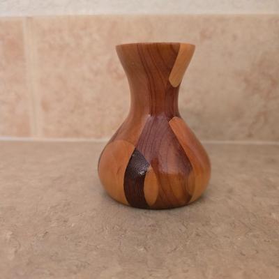 Safari-Inspired Decor Lot – Carved Giraffe, Framed Palm Print & Wooden Accent Vase