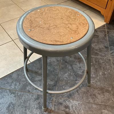 Stool, 18in