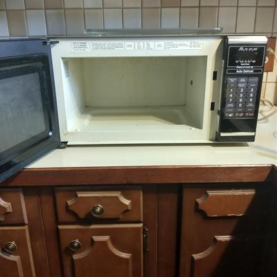 Kenmore countertop microwave