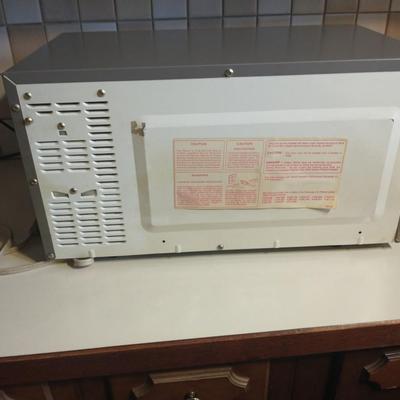 Kenmore countertop microwave