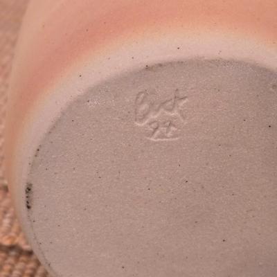 Neutral Rustic Decor Set – Pottery Vase, Clock, Candle, & Table Linens