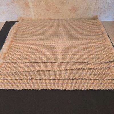 Neutral Rustic Decor Set – Pottery Vase, Clock, Candle, & Table Linens