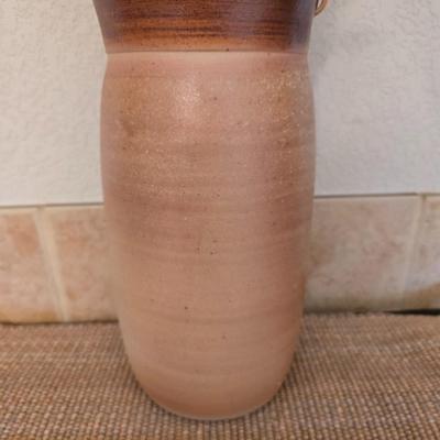 Neutral Rustic Decor Set – Pottery Vase, Clock, Candle, & Table Linens