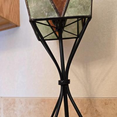 Stained Glass Accent Lamp & Black battery-operated Mantel Clock with hide-away!