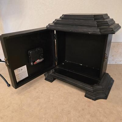 Stained Glass Accent Lamp & Black battery-operated Mantel Clock with hide-away!