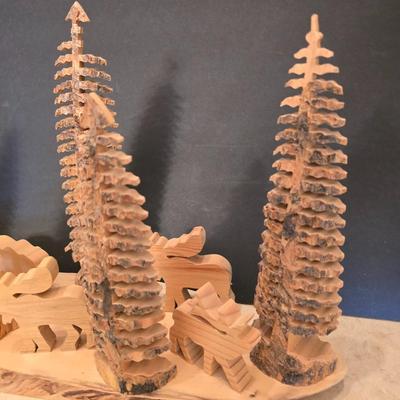 Hand-Carved from one log - Woodland Forest Scene This is talent!