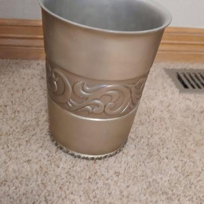 Ornate Silver colored Table Lamp with Classic Shade + Embossed Silver colored Waste Bin