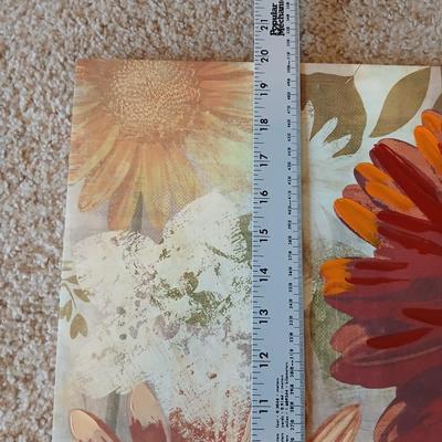 Decor Lot – Throw Rug, New Drapes & Floral Canvas Art