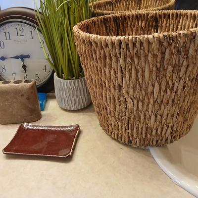 Bathroom Decor Lot – Basket, Clock & wicker waste basket, faux plant, and other accessories