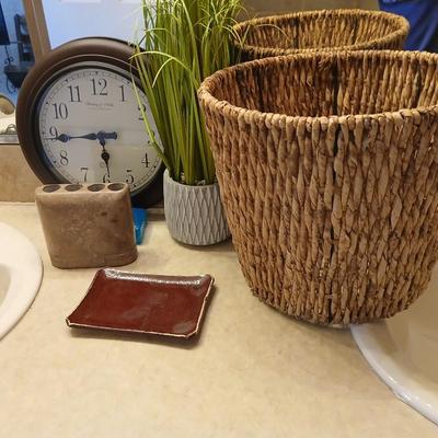 Bathroom Decor Lot – Basket, Clock & wicker waste basket, faux plant, and other accessories