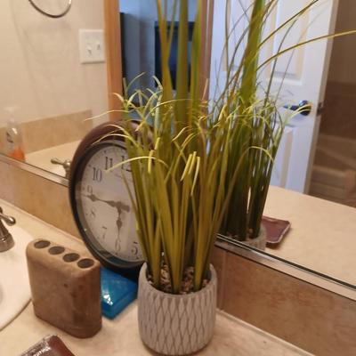 Bathroom Decor Lot – Basket, Clock & wicker waste basket, faux plant, and other accessories