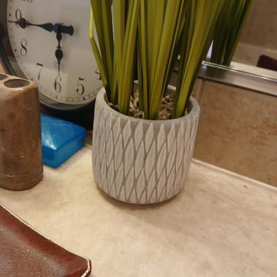 Bathroom Decor Lot – Basket, Clock & wicker waste basket, faux plant, and other accessories