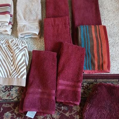 Burgundy Bathroom Textile & Accessories with long runner rug