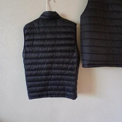 Pair of Men's Quilted Vests – Medium