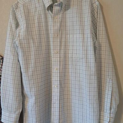 Lot of 6 Men’s Long Sleeve Plaid Shirts – Size M
