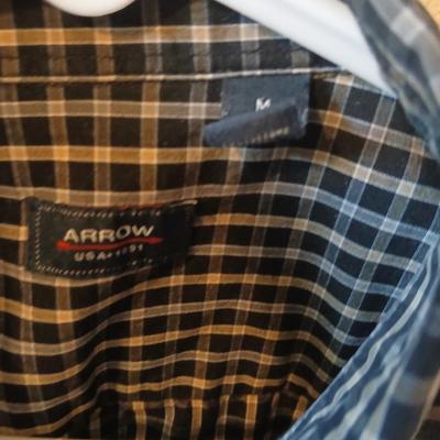 Lot of 6 Men's Long Sleeve Button-Down Shirts – Size M (15.5, 32/33)