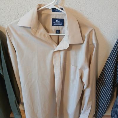 Lot of 6 Men's Long Sleeve Button-Down Shirts – Size M (15.5, 32/33)