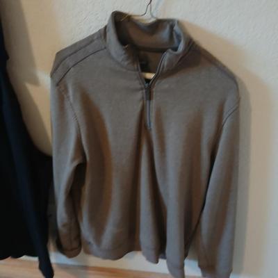 6 Men's 1/4-Zip Pullover Shirts – Size M